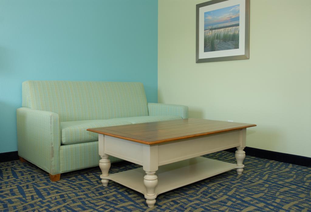 Sugar Beach Resort Hotel Traverse City Habitación foto